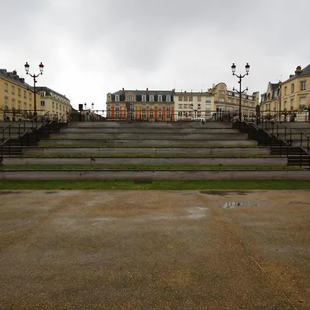 Bulle, Vue Cathedrale Incroyable * Reims