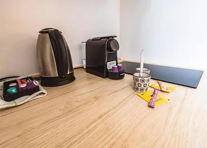 Bulle, Vue Cathedrale Incroyable Apartment Reims